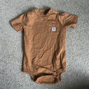 Carhartt onsie 24m
